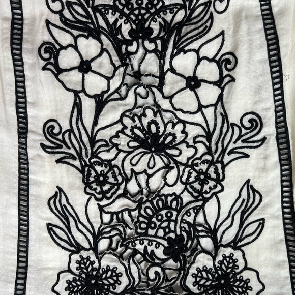 Anthropologie Akemi Kin Top - Picture 2 of 3